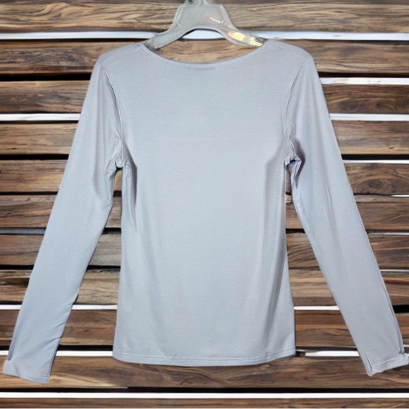 NWT Mangopop Women’s White Stretchy Knit Top / Size Medium - Picture 5 of 5